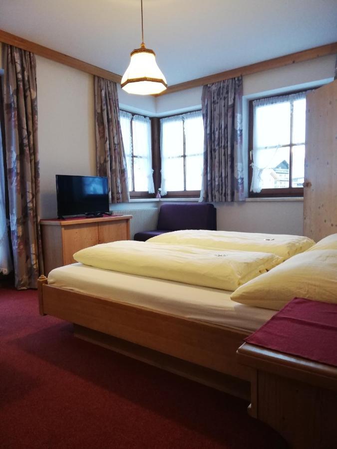 Haus Alpengruss Hotel Sankt Leonhard im Pitztal Ngoại thất bức ảnh