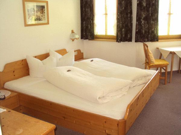 Haus Alpengruss Hotel Sankt Leonhard im Pitztal Ngoại thất bức ảnh