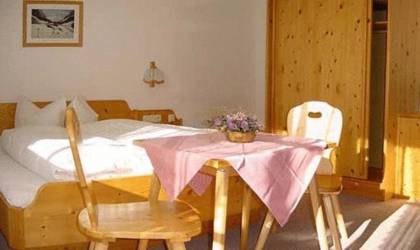 Haus Alpengruss Hotel Sankt Leonhard im Pitztal Ngoại thất bức ảnh