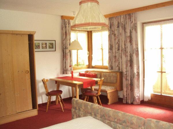 Haus Alpengruss Hotel Sankt Leonhard im Pitztal Ngoại thất bức ảnh